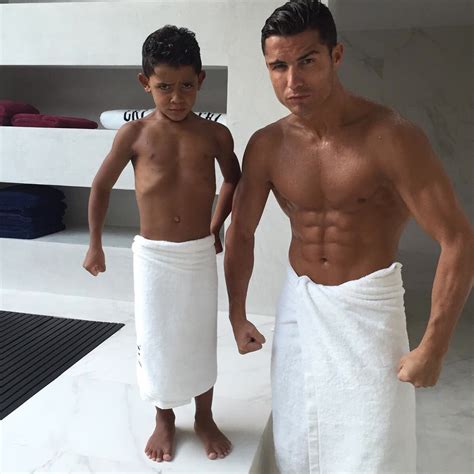Cristiano Ronaldos Hottest Shirtless Moments That Went Viral Online