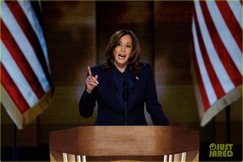 Kamala Harris Dnc Speech Video Watch Her Accept Democratic Nomination