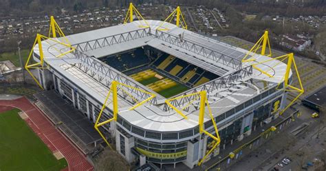 They play in the bundesliga, the top tier league of. Borussia Dortmund recibirá enfermos de coronavirus en su ...
