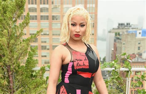 Nicki Minaj Belatedly Sends 25k To Geoffrey Owens Who Donates It Complex