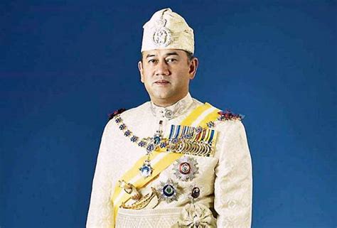 Selangor sultan, tengku permaisuri visit sekinchan. Sultan Kelantan diisytihar Yang Di-Pertuan Agong ke-15 ...