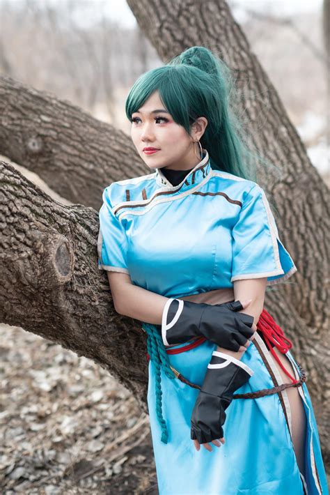 una cosplayer lyn is a character with such an incredible