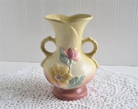 Vintage Hull Usa Art Pottery Magnolia Matte 15 Vase Magnolia Etsy