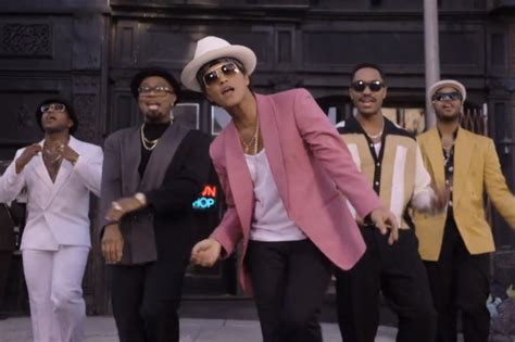This hit, that ice cold michelle pfeiffer, that white gold this one, for them hood girls them good girls, straight masterpieces. Mark Ronson and Bruno Mars Stroll Carefree in Their Retro ...
