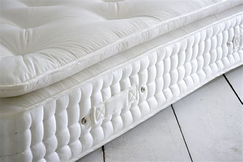 The Chelsea Bed Co The Elizabeth 4000 Pocket Latex Pillow Top Mattress