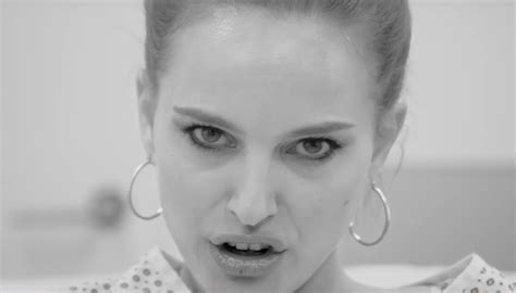 Natalie Portman Drops Another Rap On Snl With Help From Andy Samberg