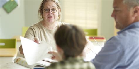 Parent Teacher Conferences Back To Basics In A Digital World Huffpost
