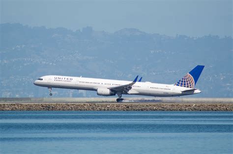 United Airlines Will Ground 757s 767 400s For Foreseeable Future