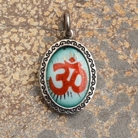 1 25mm Sterling Silver Om Pendant Om Symbol Ohm Pendant Etsy Ohm