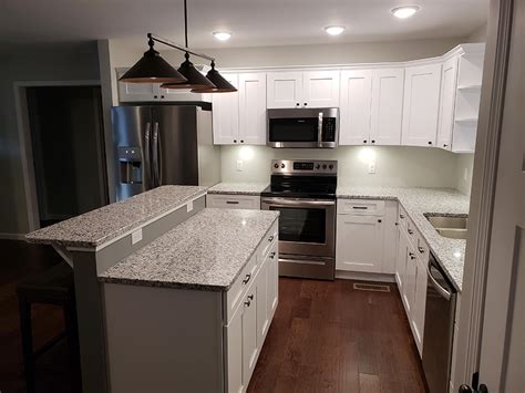 White kitchens bring a clean, light feel to any home, but many homeowners express concern about how to keep those cabinets looking pristine. Buy Ice White Shaker RTA (Ready to Assemble) Kitchen Cabinets Online