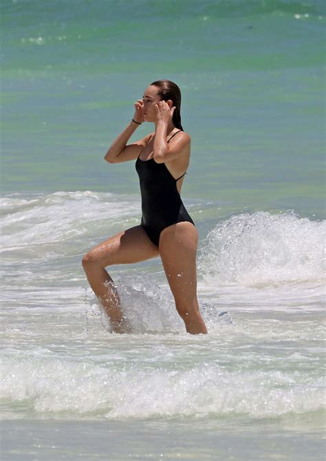 Alycia Debnam Carey In Black Swimsuit 2017 01 Gotceleb