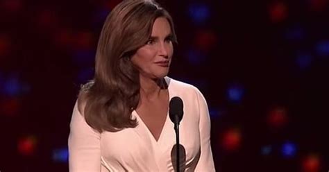 Video Caitlyn Jenners Inspiring Speech After Receiving Arthur Ashe