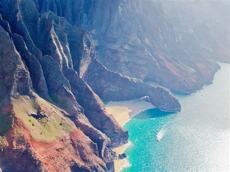 The Best Aerial Views Of Hawaii Photos Condé Nast Traveler