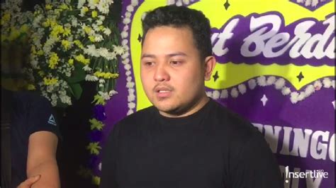 Ini lantaran perkatannya yang meminta suaminya untuk tak mau hamil dulu dalam waktu dekat. Ayah Nindy Ayunda Meninggal Dunia di Pangkuan Sang Adik
