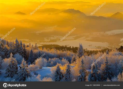 아름다운 겨울 풍경 스톡 사진 cegli o2 pl 138316500
