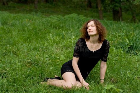 Beautiful Girl Sitting On Grass Stock Image Image Of Grass Lifestyle