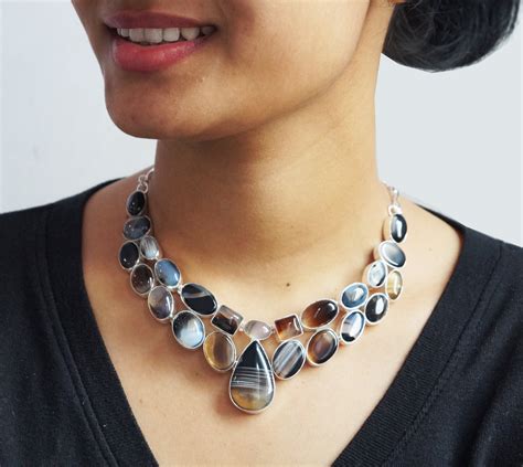 Beautiful Chunky Silver Necklace Studded With Genuine Agate On Luulla