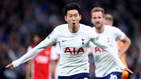 South Korean Football Star Son Heung Mins Journey To The Top Nikkei