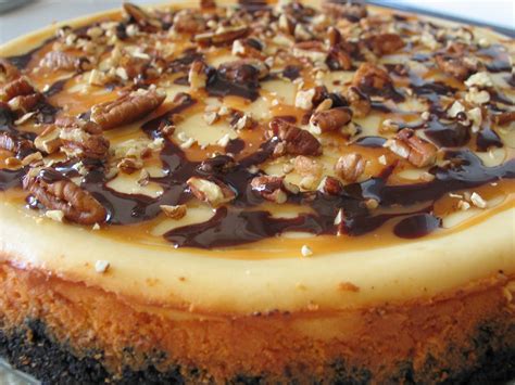 This caramel turtle pie recipe features a graham crumb crust, topped with kraft caramels, condensed milk, semi sweet chocolate chips, milk and 3 more. Deanna's Daughter | Turtle Cheesecake