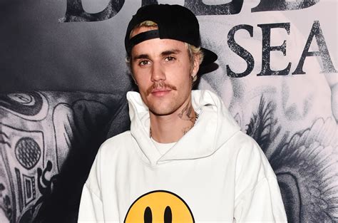 Justin Bieber Releases His New Album Changes Somewhere