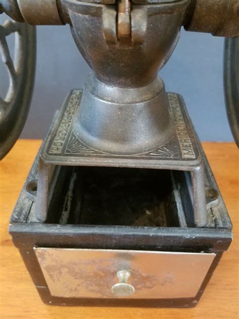 Antique Chas Parker Co Cast Iron Coffee Grinder Mill Meriden Conn 17