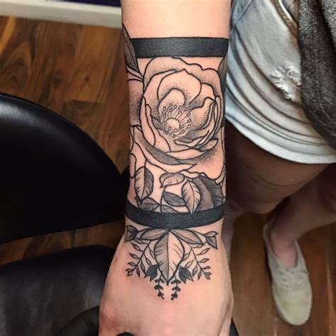 armband-tattoo-85-arm-band-tattoo,-armband-tattoo-design,-around-arm-tattoo