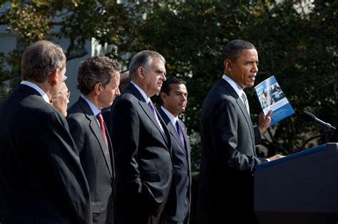 President Obama Urges Congress To Extend Surface Transport Bill