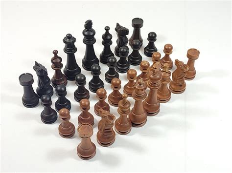 Help Identifying Unusual Vintage Wood Chess Pieces Chess Forums