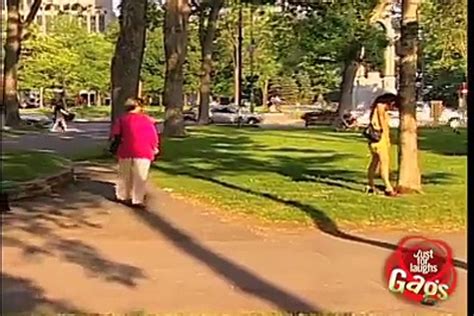 Funny Woman Peeing In Public Park Video Dailymotion