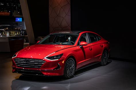 2020 Hyundai Sonata Hybrids Price Is As Competitive As Its Gas Mileage
