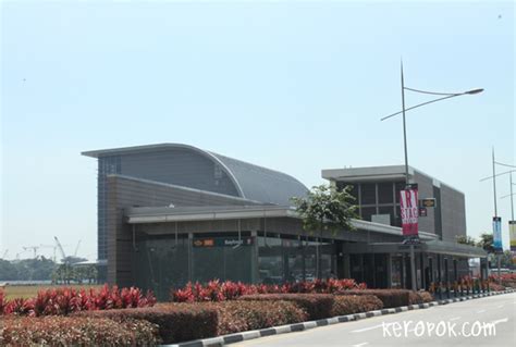 Boring Singapore City Photo Bayfront Mrt Opens