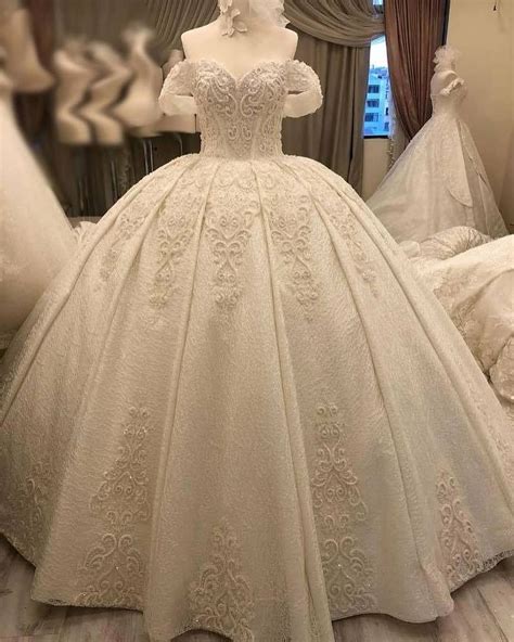 Custom Wedding Dresses And Bespoke Bridal Attire Custom Wedding Dress