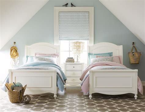 Things that we sholud consider about bedroom furniture sets is to choose furniture that doesn't make the room feel cramped. Harmony Twin Bedroom Group by Legacy Classic Kids | Wolf ...