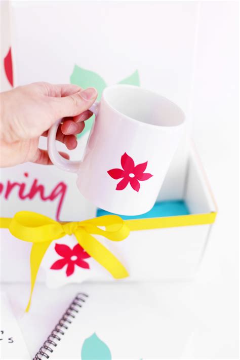 Make sure you let the special mom go first. Mothers Day Spring Gift Basket — Kristi Murphy | DIY Blog