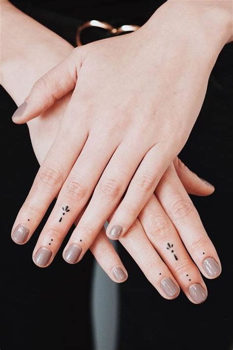 30 Gorgeous And Amazing Finger Tattoo Ideas Women Fashion Lifestyle Blog Small