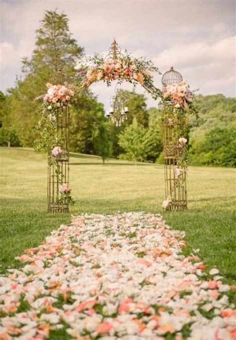 30 Incredibly Beautiful Spring Wedding Arches Weddingomania