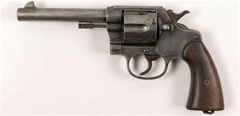 Bonnie And Clydes Revolvers Set To Fetch 200000 Each At Auction Daily Mail Online