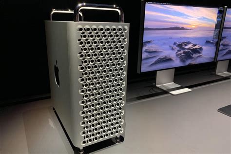 See more ideas about interior, workspace inspiration, work space. The new Mac Pro is Apple's love letter to forgotten die ...