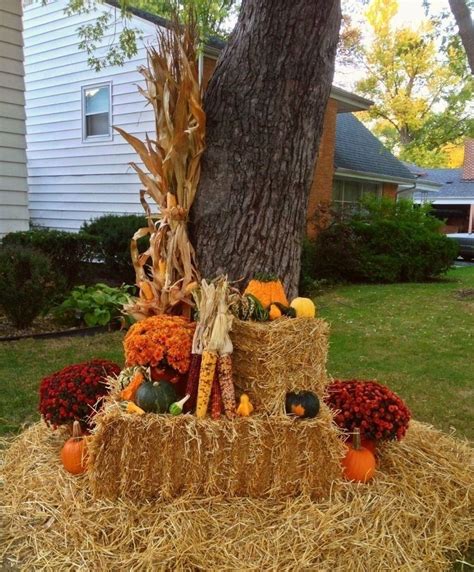 20 Popular Fall Outdoor Decorating Ideas That Looks Cool Fall Yard