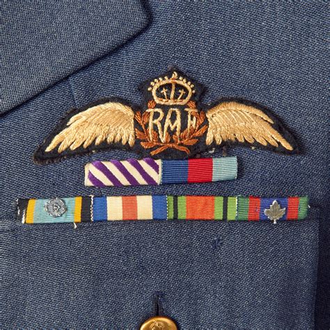 Original British Wwii Raf Rcaf Air Force Uniform Set With Visor For Df