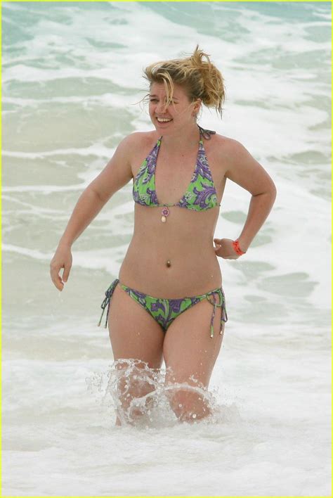 Full Sized Photo Of Kelly Clarkson Bikini Photo Just Jared