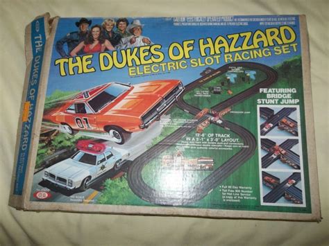 Vintage 1981 Dukes Of Hazzard Slot Cars Ideal Race Track Wbox And