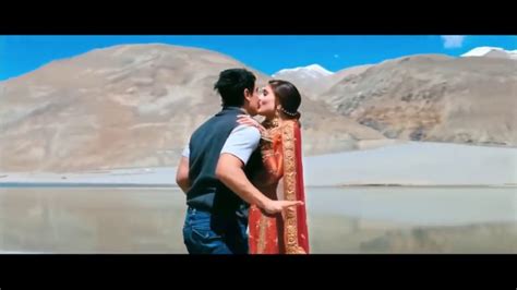 Amir Khan Kissing Kareena Kapoor Forcely Hot Youtube