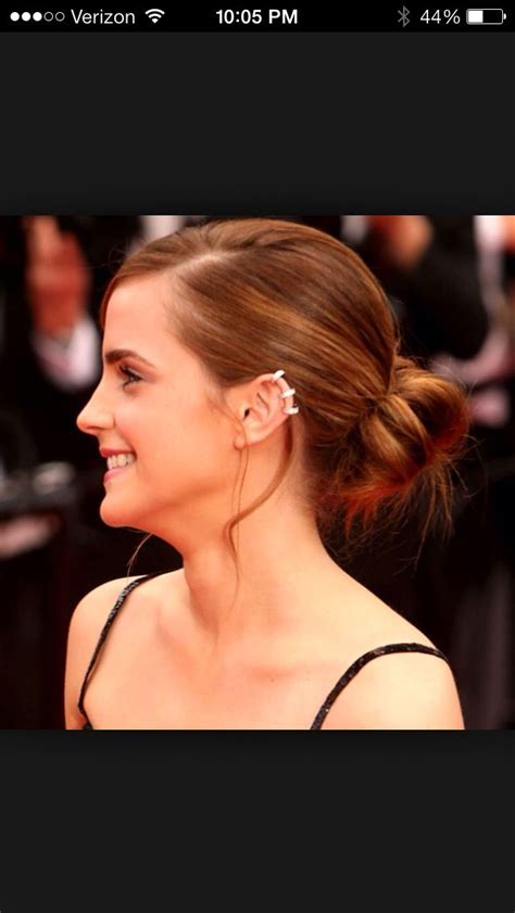 Emma Watsons Earring Cuff Simple Ear Cuff Beauty Hacks Beauty