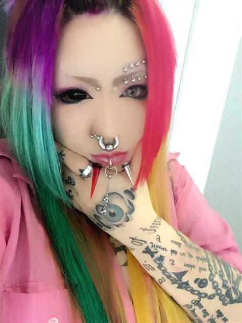 Face Piercings Piercings For Girls Septum Piercing Piercing Tattoo