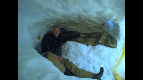Snow Caves Survival Blankets Sleeping Shelf Youtube