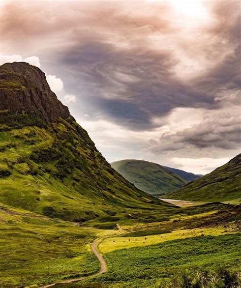 Luxury Barge Holidays In Scotland Historic And Idyllic European