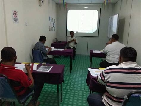 Ccd courses conducted by an authorized plbk cidb green card kad hijau kursus ccd plbk cidb hr skill training & consultancy sdn bhd www.hr.com.my. Kursus CIDB : KURSUS ASAS PENGURUSAN KESELAMATAN TRAFIK DI ...
