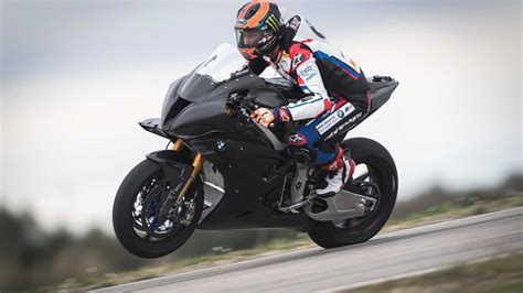 Wsbk Spec Bmw M 1000 Rr Track Tested For The First Time