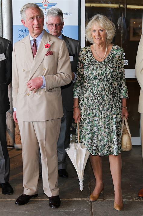 Принц уэльский тяжело перенес известие о замужестве любимой. Принц Уэльский Чарльз с супругой герцогиней Корнуолла ...